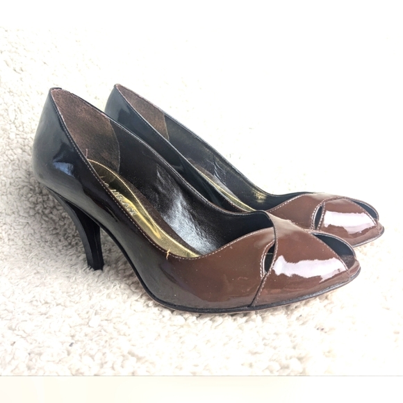 ANTONIO MELANI Open Toe Heel Women Glossy Brown Shoes Size 8 - Picture 1 of 10